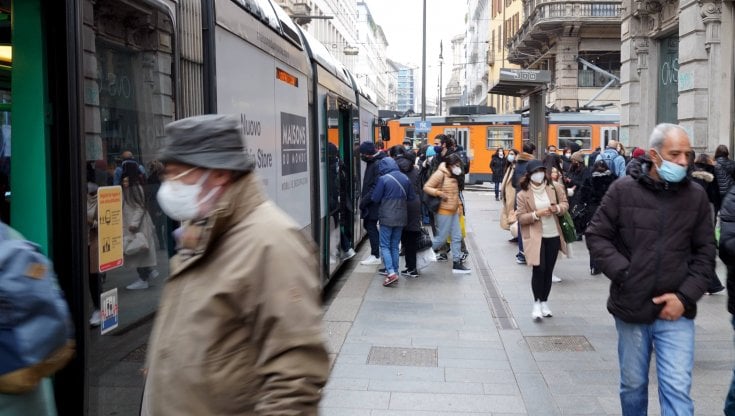 Allarme Omicron A Milano Ripartenza Incerta Per La Scuola Atm Chi 