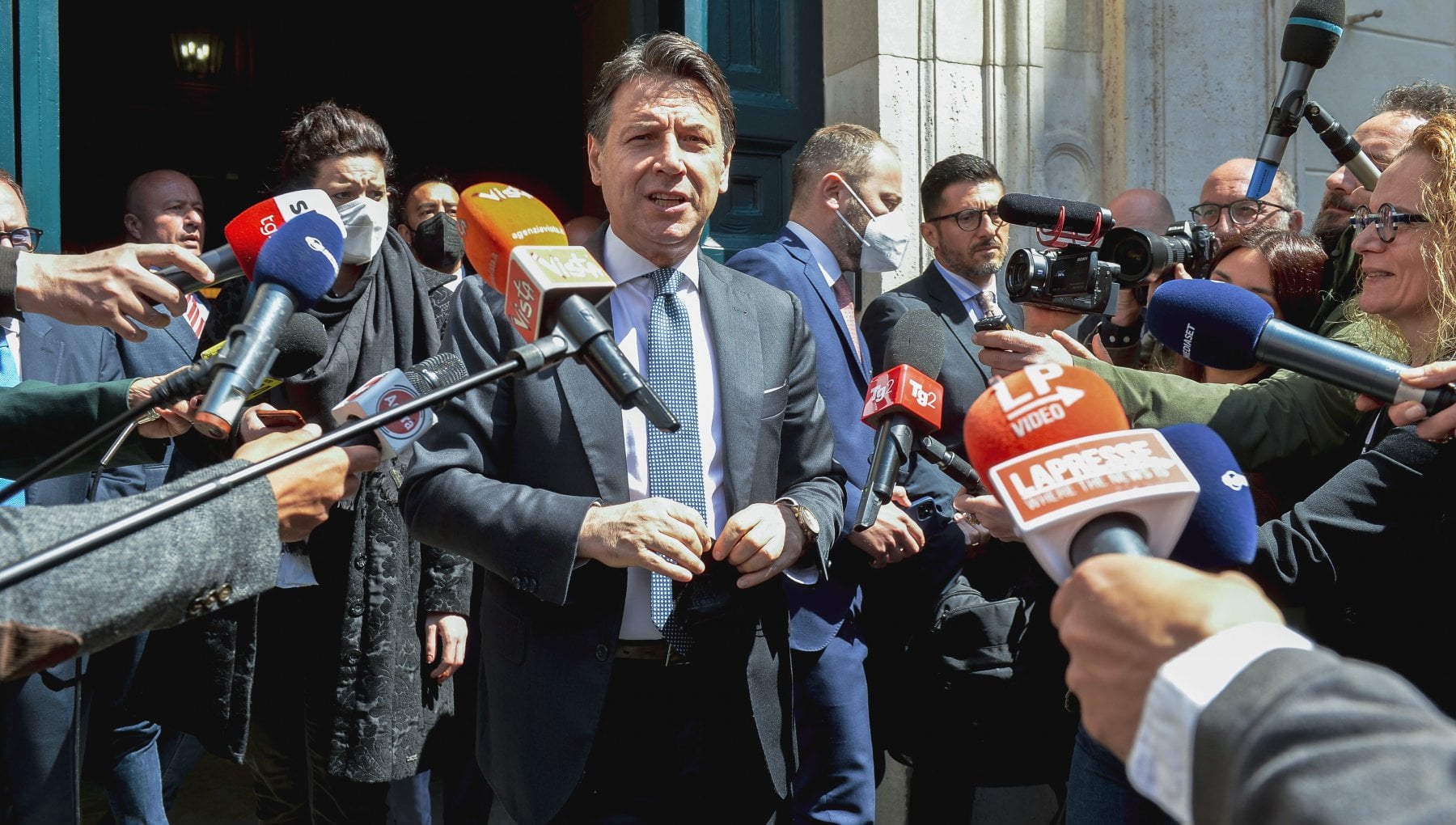 Ucraina Da Pd Lombardia No A Mozione M5S Contro Invio Armi La Repubblica