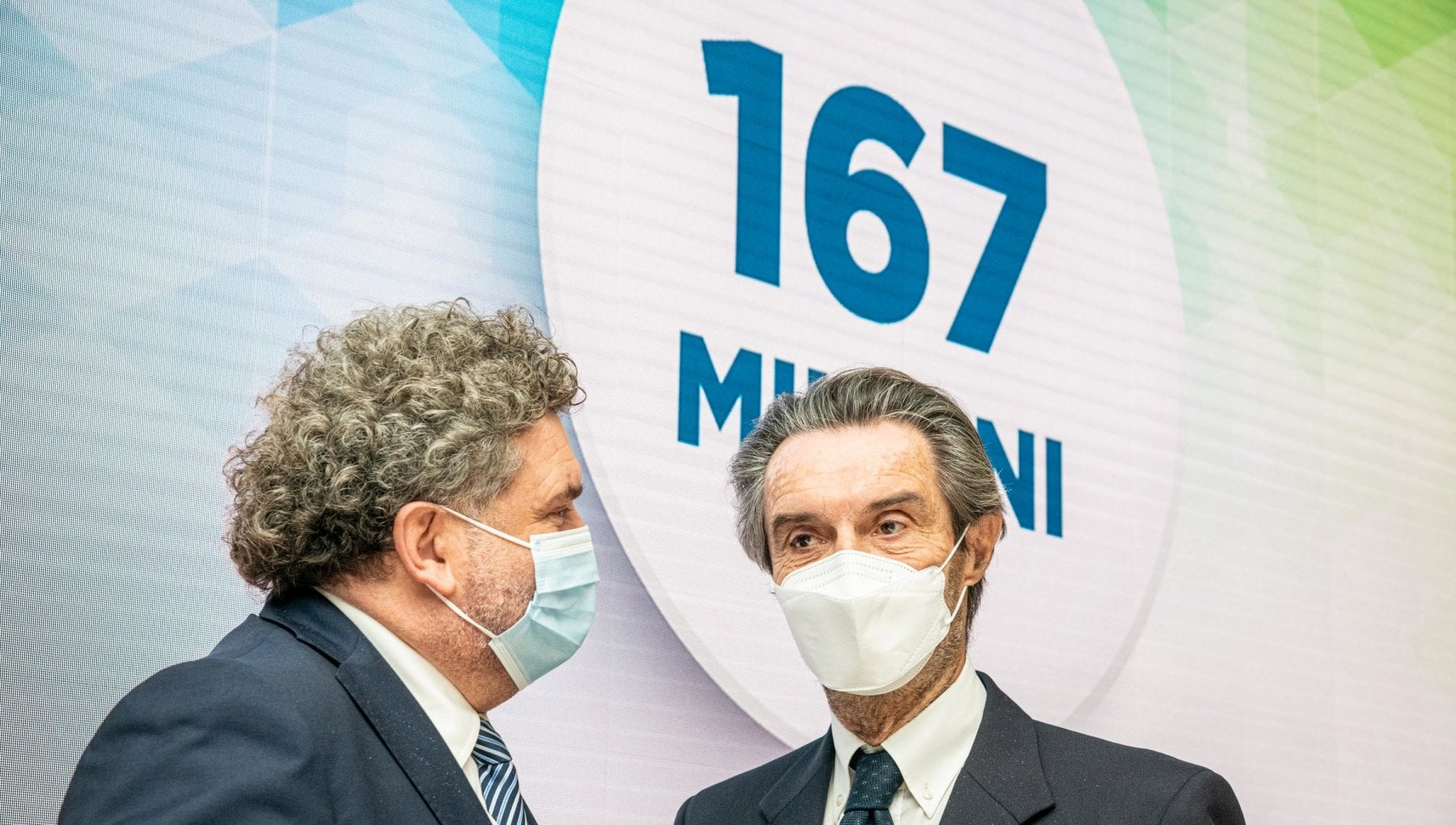 Alan Rizzi Regione Lombardia, Mattinzoli lascia Forza Italia e il governatore ...