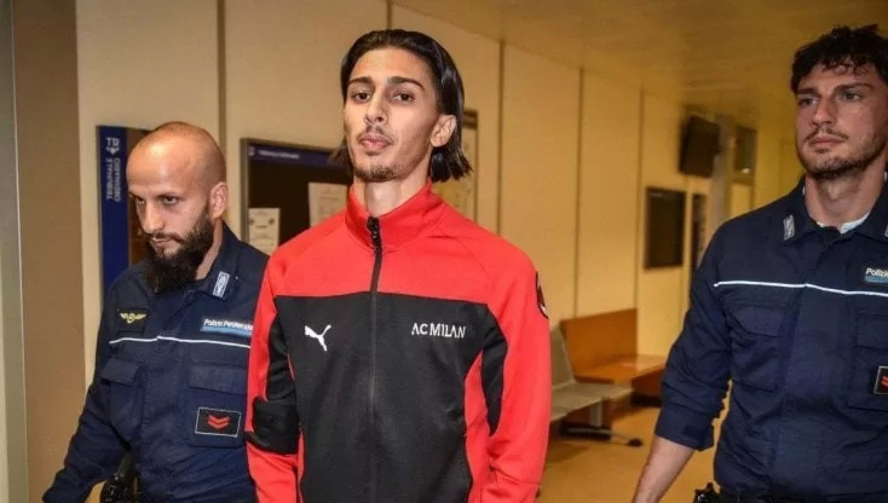 Trapper Roma Esce dal carcere il trapper Baby Gang e va ai domiciliari in una ...