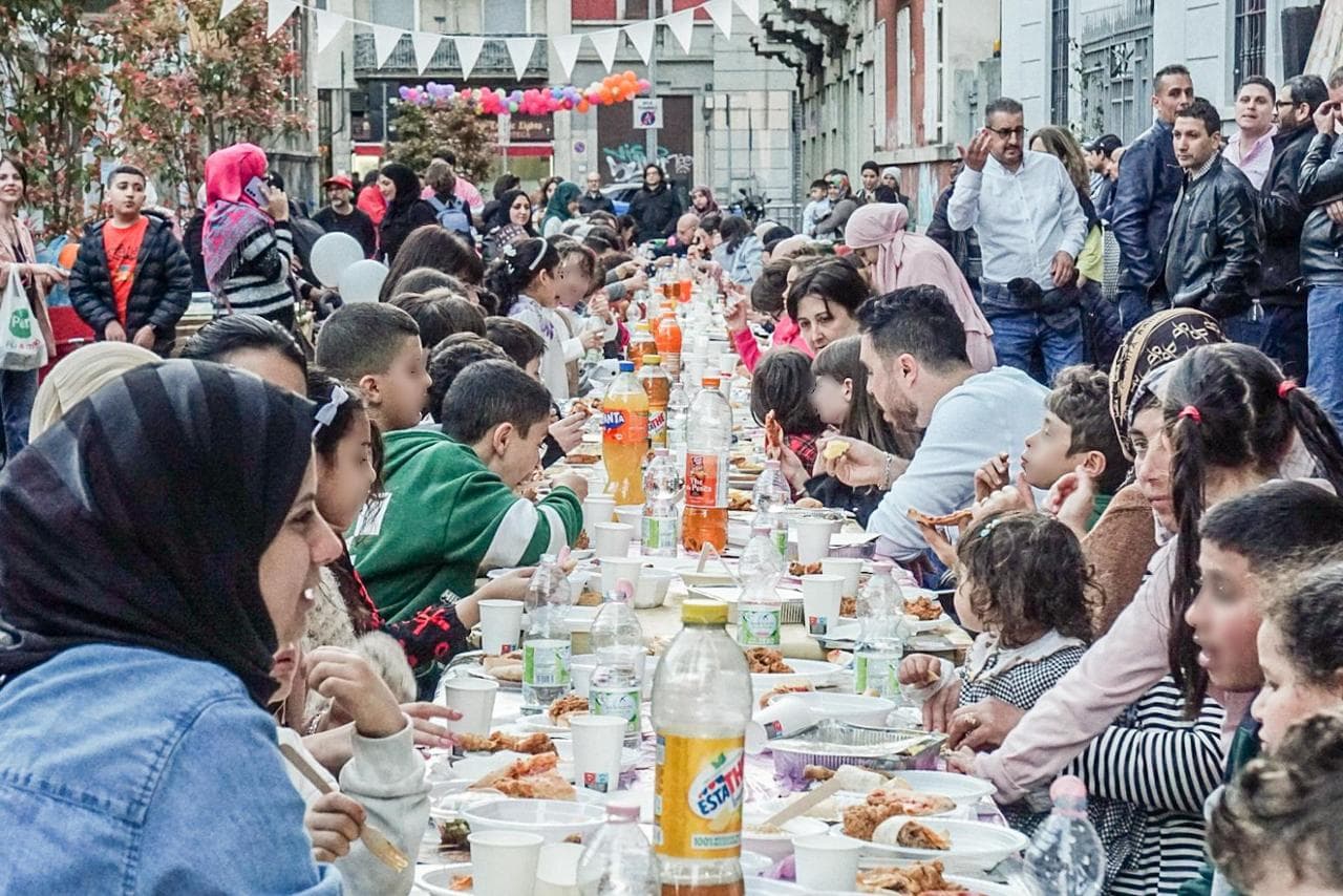 Fine del Ramadan, a Milano migliaia tra preghiere, feste e cene
