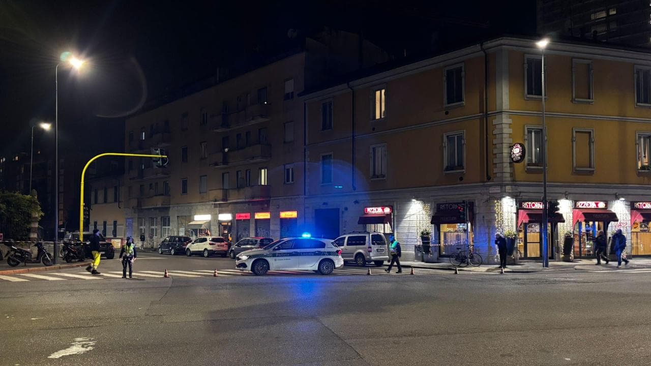 Milano, ragazzo di 12 anni travolto da un furgone: è gravissimo - la ...