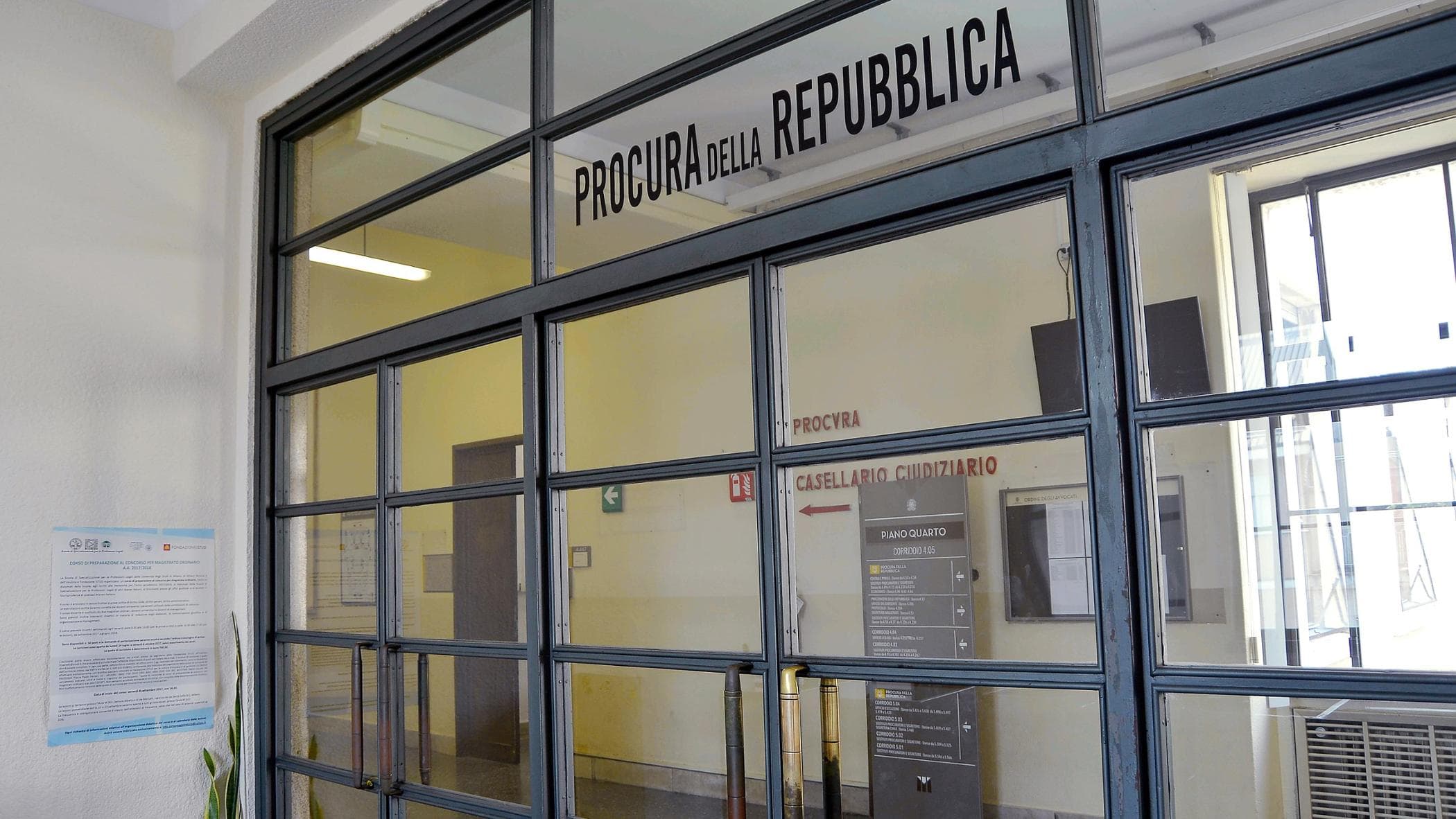 Violenze sessuali online su minori: due arrestati e quattro indagati a Milano per pedopornografia