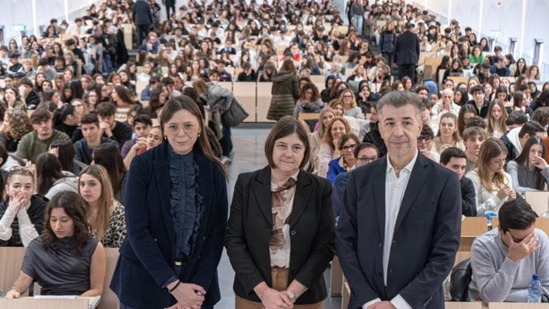 L'incontro con gli studenti della Cattolica: “I ragazzi mi danno la forza”