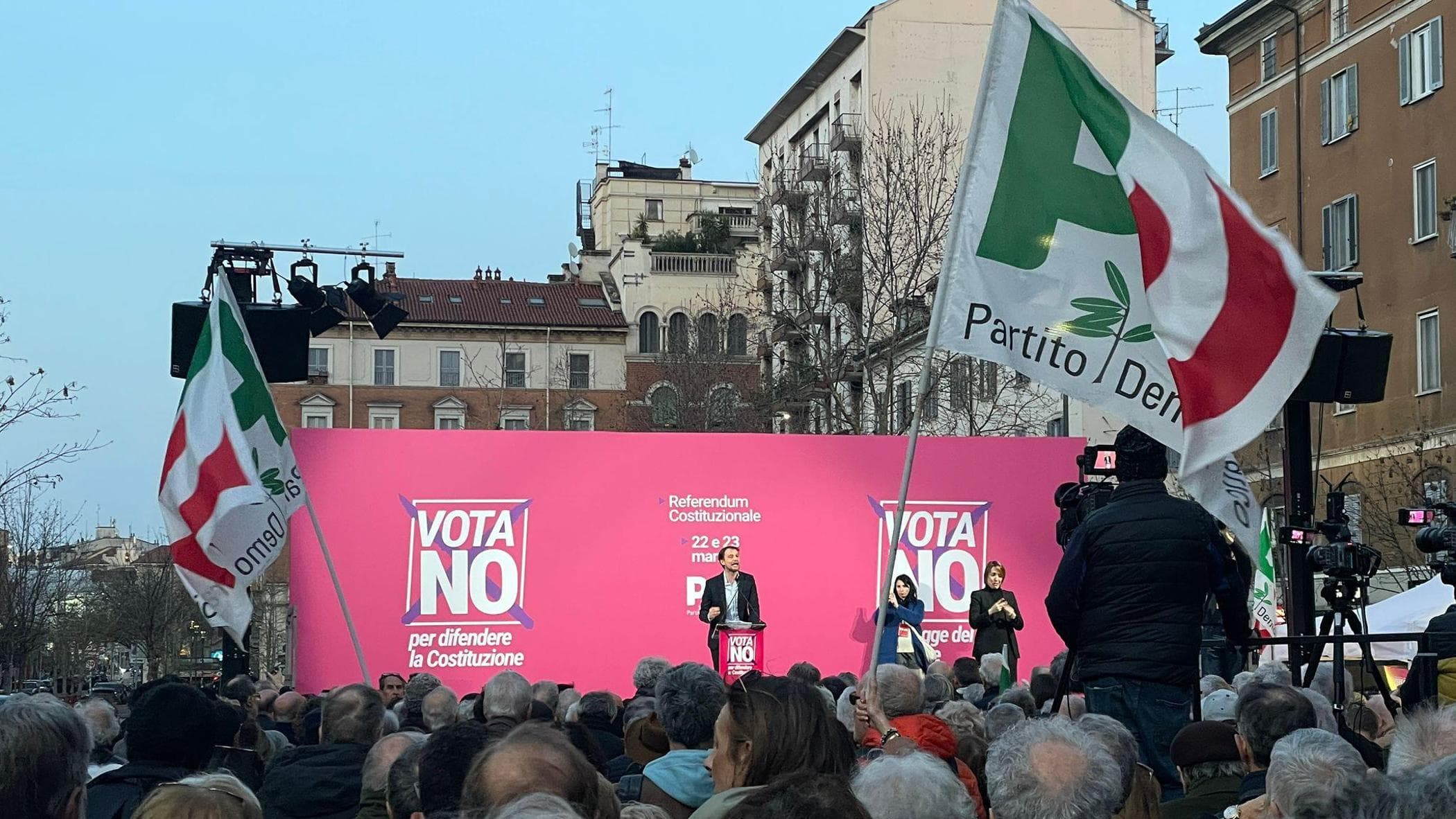 Sala: “Chiamano Bossi padre o capo, ma la Lega di oggi non parla più al Nord”