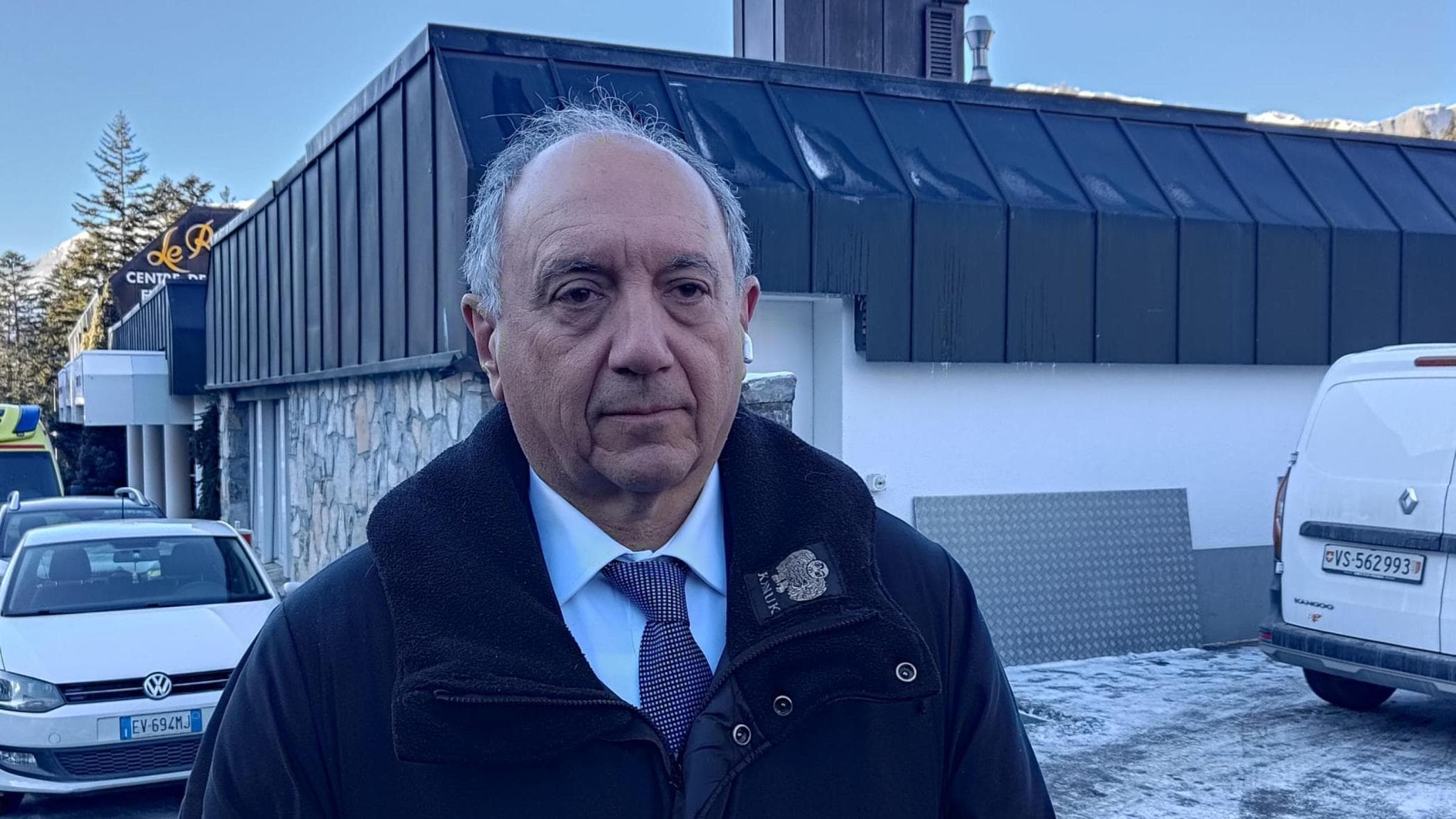 Crans, l’ambasciatore in Svizzera: “Sono loro i responsabili della strage. Roma non pagherà nulla”