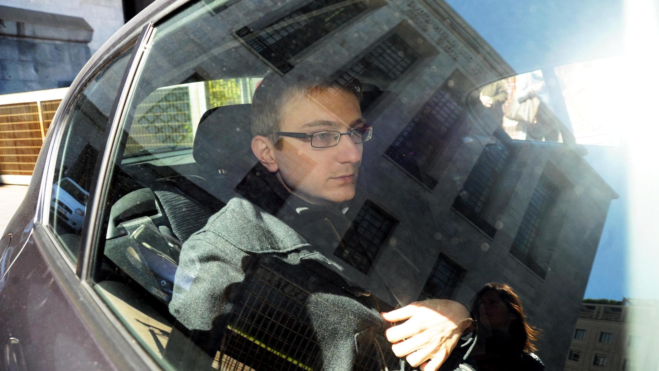 Garlasco, battaglia sulla revisione per Stasi. La pg: “La decisione non sarà facile”