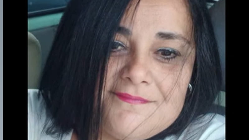 Anteprima: Chi è Debora Piazza, la leghista delle frasi shock: la rosa verde tatuata e le cerimonie…