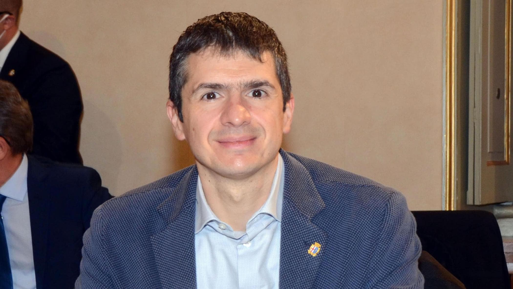 Lecco, vince il centrodestra: il nuovo sindaco è Filippo Bos
