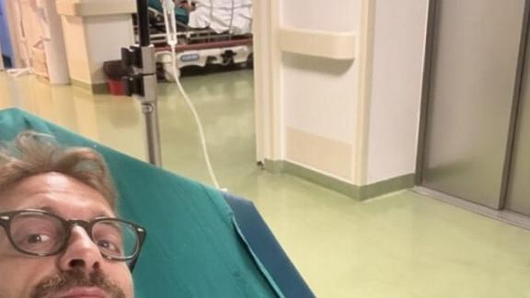 la iena stefano corti punta da zecca africana brividi e febbre alta poteva andare molto peggio da Milano.repubblica.it la iena stefano corti punta da zecca africana brividi e febbre alta poteva andare molto peggio