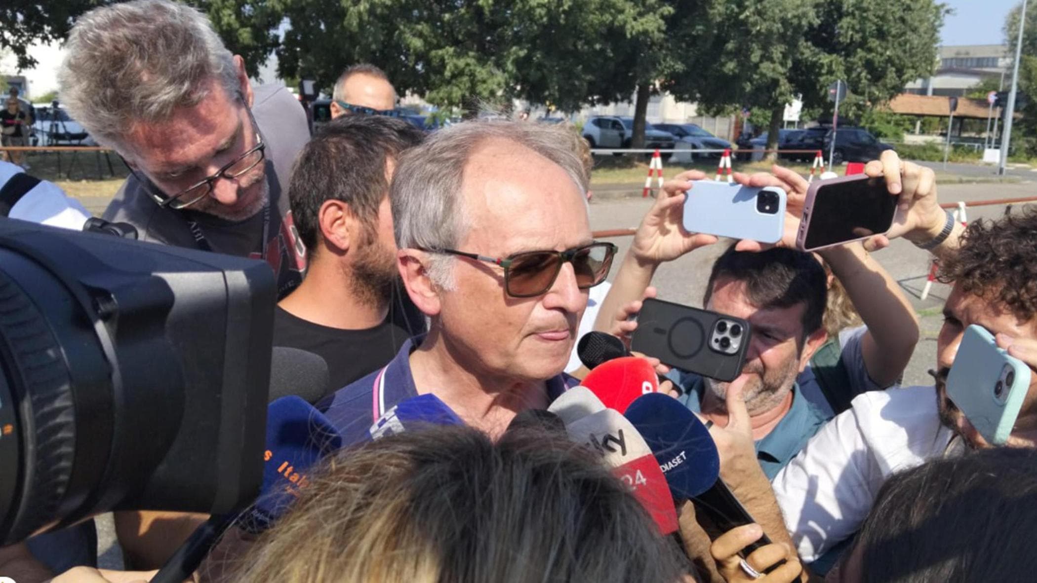 mario roggero arrivato al carcere di bollate per consegnarsi il gioielliere deve scontare 14 anni da Milano.repubblica.it mario roggero arrivato al carcere di bollate per consegnarsi il gioielliere deve scontare 14 anni