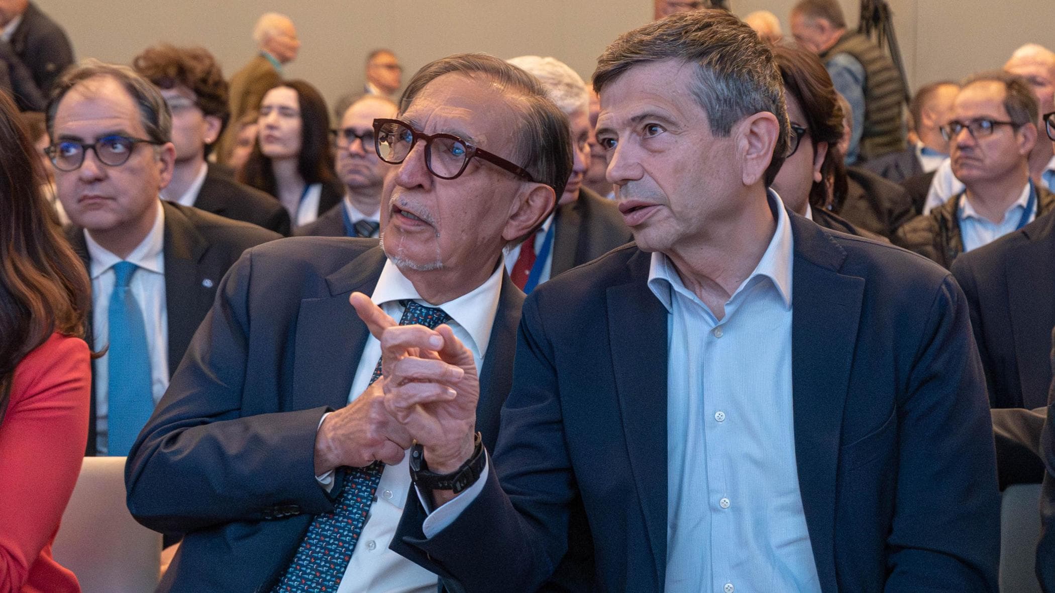 Comunali, il pranzo da La Russa con i nomi per Milano: Lupi c’è, Cottarelli no