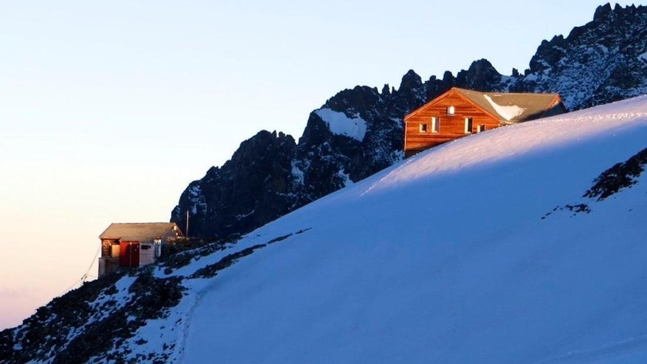 caldo record il rifugio lombardo pi249 alto costretto a chiudere rischio frane troppo pericoloso da Milano.repubblica.it caldo record il rifugio lombardo pi249 alto costretto a chiudere rischio frane troppo pericoloso