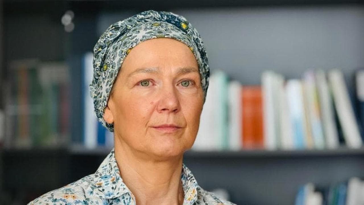 Roberta Vallacchi (Pd): “Mi attaccano per il foulard, ma sto facendo la chemioterapia. Li denuncio”