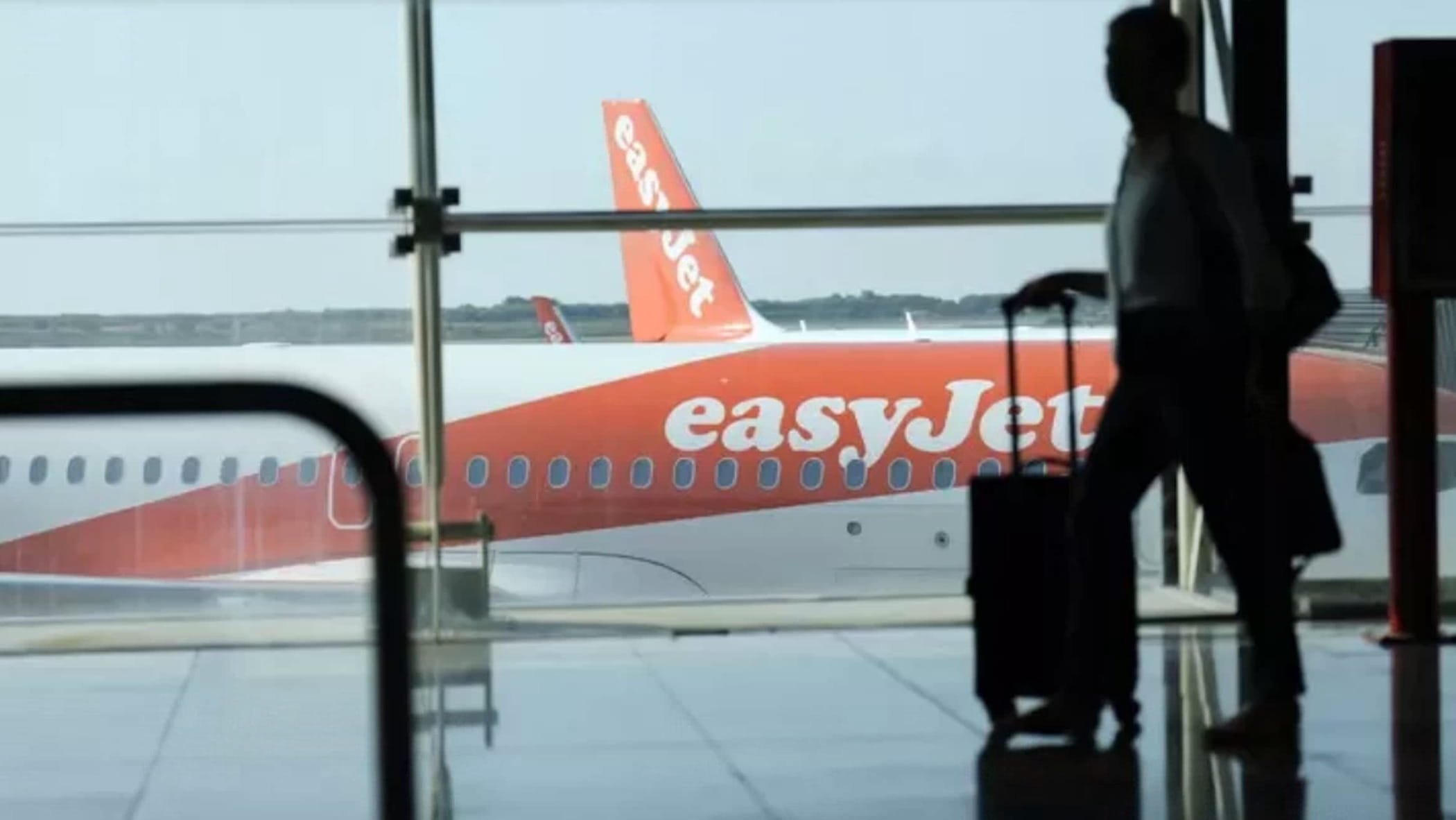 malpensa principio di incendio su un aereo easyjet passeggeri evacuati con gli scivoli da Milano.repubblica.it malpensa principio di incendio su un aereo easyjet passeggeri evacuati con gli scivoli