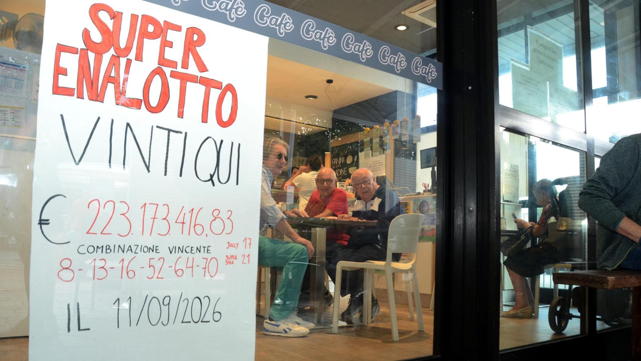 oggiono nel paese della vincita di 223 milioni al superenalotto deve essere qualcuno di qui da Milano.repubblica.it oggiono nel paese della vincita di 223 milioni al superenalotto deve essere qualcuno di qui