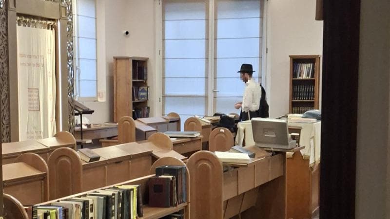 Il rabbino aggredito a Milano: “Ho avuto paura, ma resto qui e con i miei abiti tradizionali”