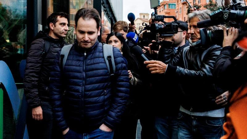 Caso Garlasco, nelle nuove carte le intercettazioni dei Sempio: “Gli porteremo le arance in cella”