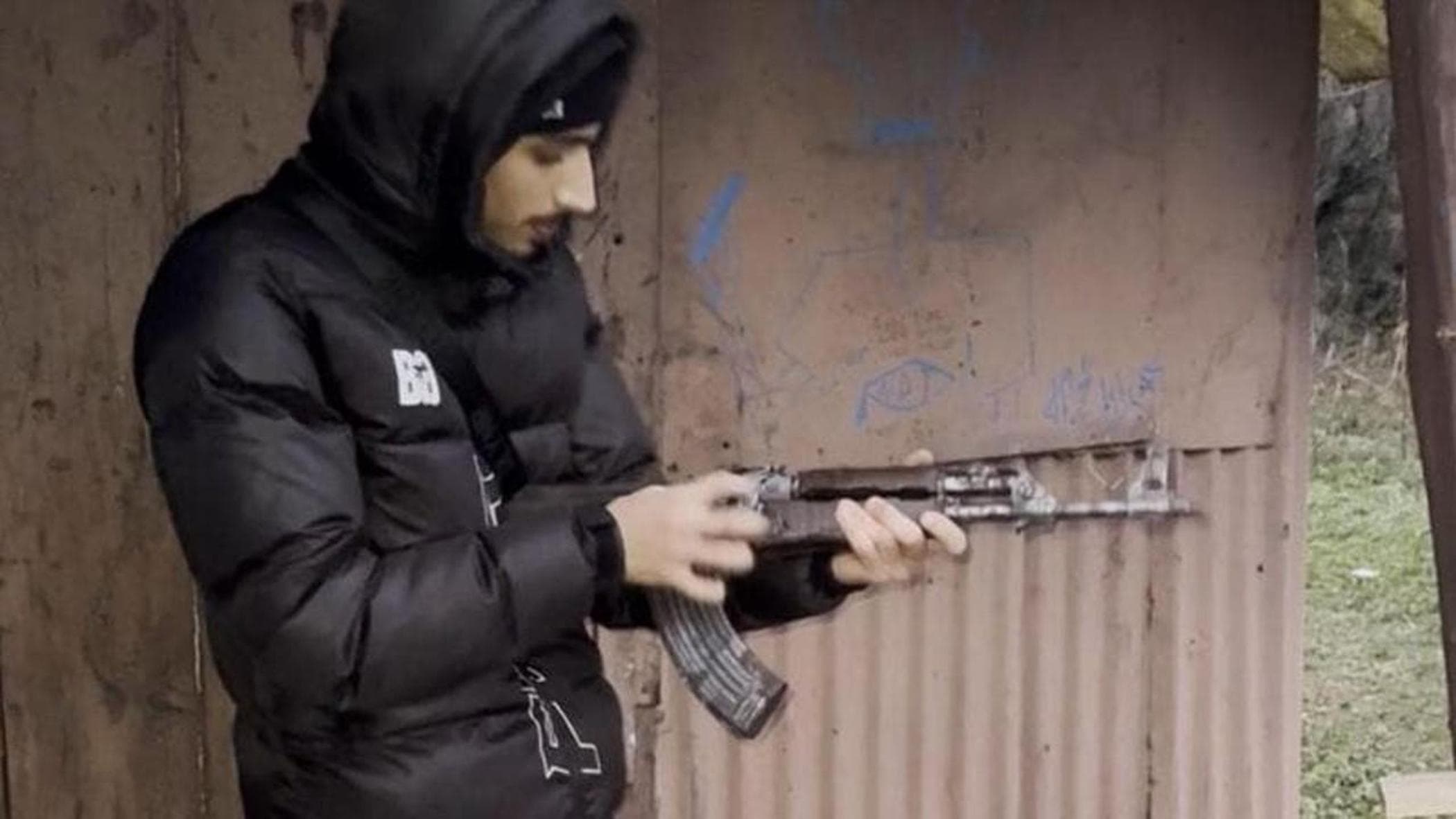 baby gang no ai domiciliari andato in iraq grazie a rete criminale internazionale da Milano.repubblica.it baby gang no ai domiciliari andato in iraq grazie a rete criminale internazionale