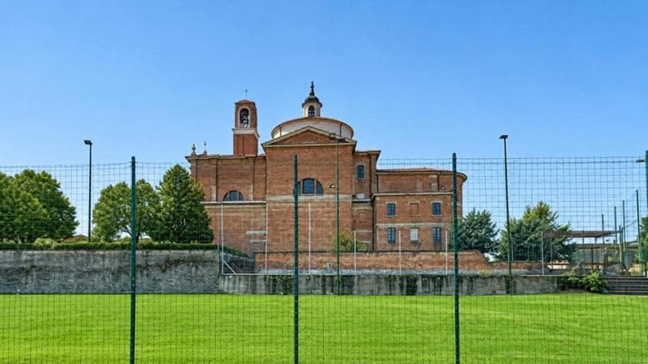 cremezzano morto il ragazzino di 13 anni che ha avuto un malore in oratorio mentre giocava a calcio da Milano.repubblica.it cremezzano morto il ragazzino di 13 anni che ha avuto un malore in oratorio mentre giocava a calcio