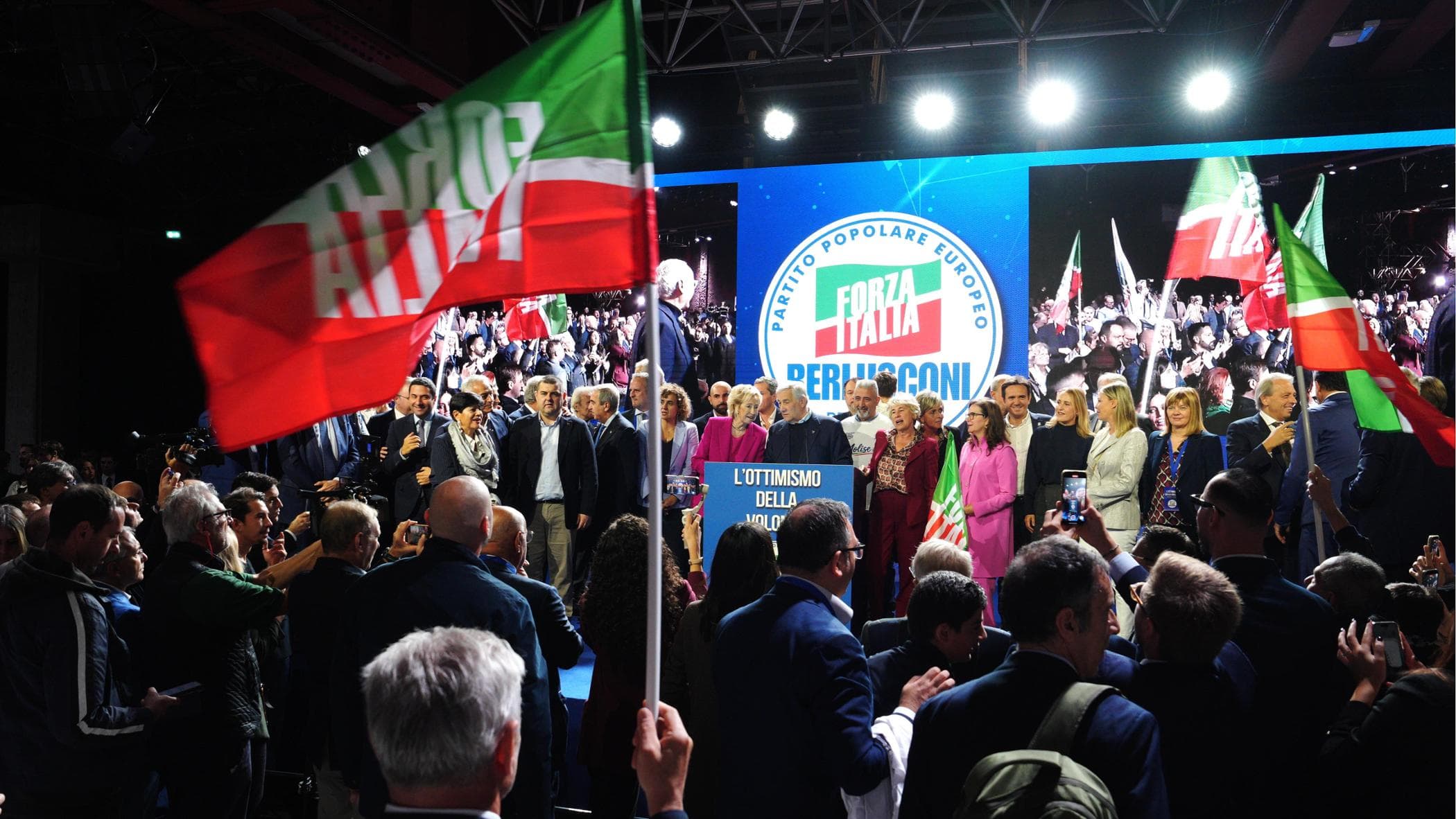 tajani lancia l8217opa di forza italia su milano ma la lega insiste allora primarie da Milano.repubblica.it tajani lancia l8217opa di forza italia su milano ma la lega insiste allora primarie