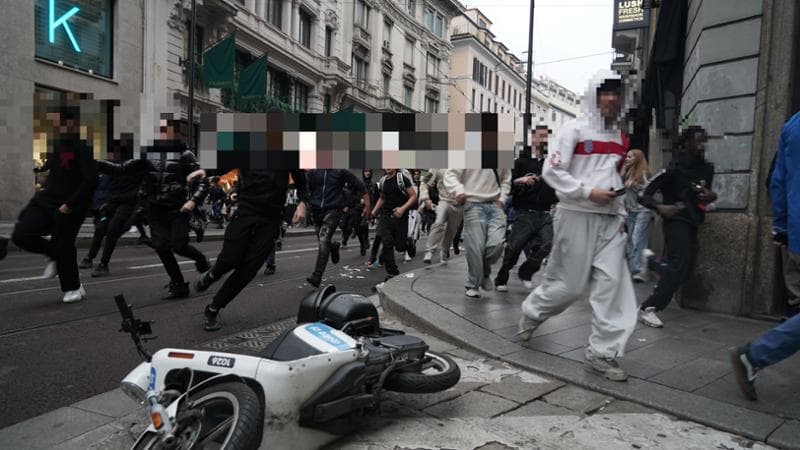 Scontri in Duomo, convalidato l’arresto di 5 maggiorenni: quattro in carcere, uno ai domiciliari