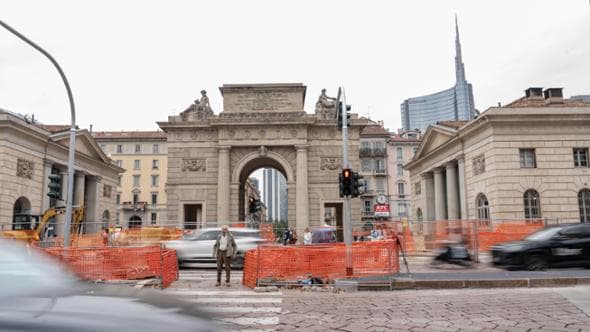La bellezza di Porta Garibaldi, ormai da troppi mesivietata a milanesi e turisti 