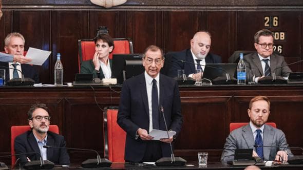 Scontri, Sala in Consiglio: “Non confondiamo disagio e devastazioni. Ci sono piazze legittime” La reazione islamica: “Non si accusi  l’intera comunità” 