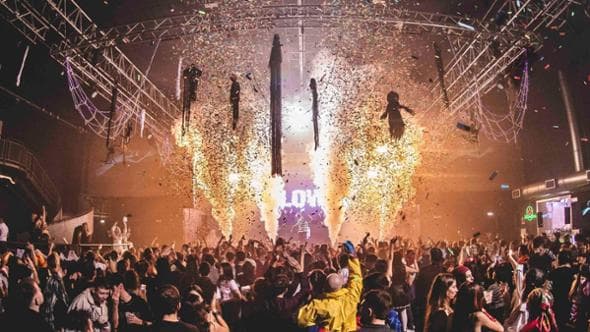 Tra streghe e fantasmi la notte di Halloween è a suon di musica