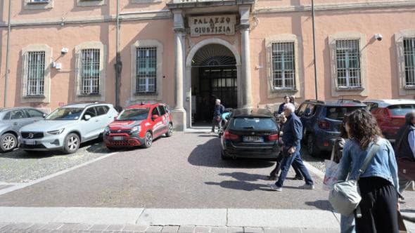 Morì nel 1987 per un’aggressione: 39 anni dopo arriva l'accusa di omicidio per la moglie