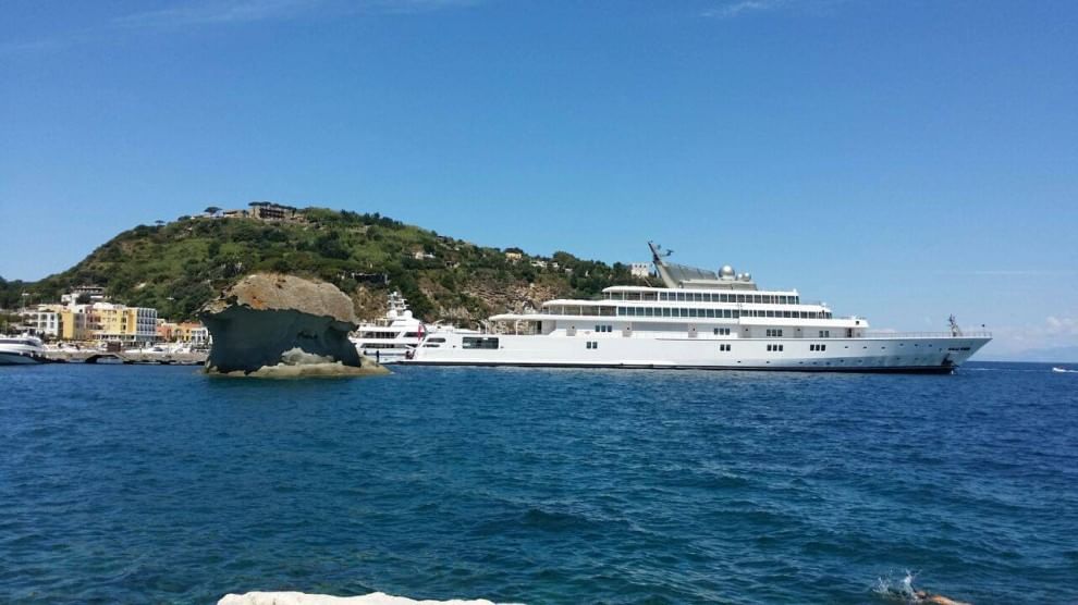 Ecco il Rising Sun, il superyacht del produttore David Geffen - la ...