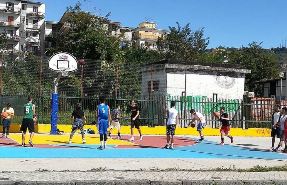 Un Passaggio Per Andare A Canestro