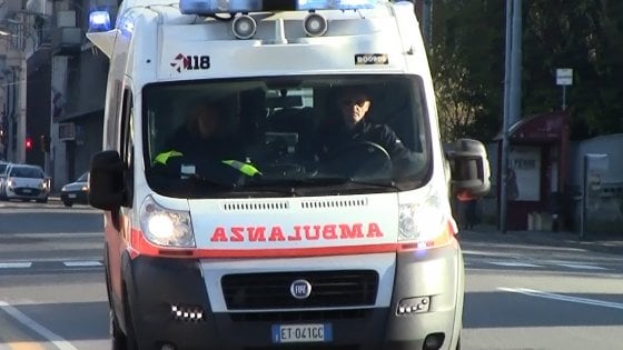 Risultati immagini per ambulanza 118