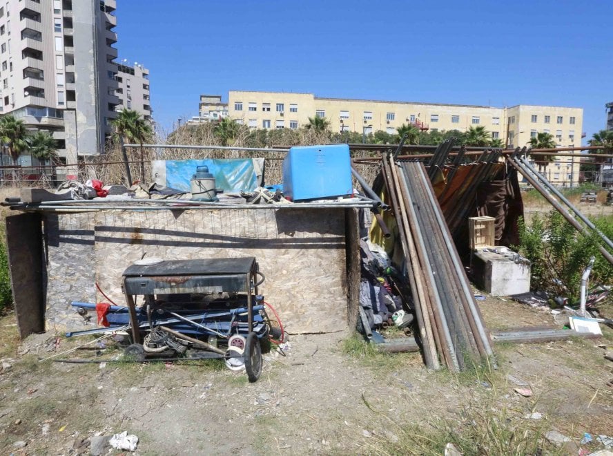 Il ghetto del Parco della Marinella una vergogna all ...