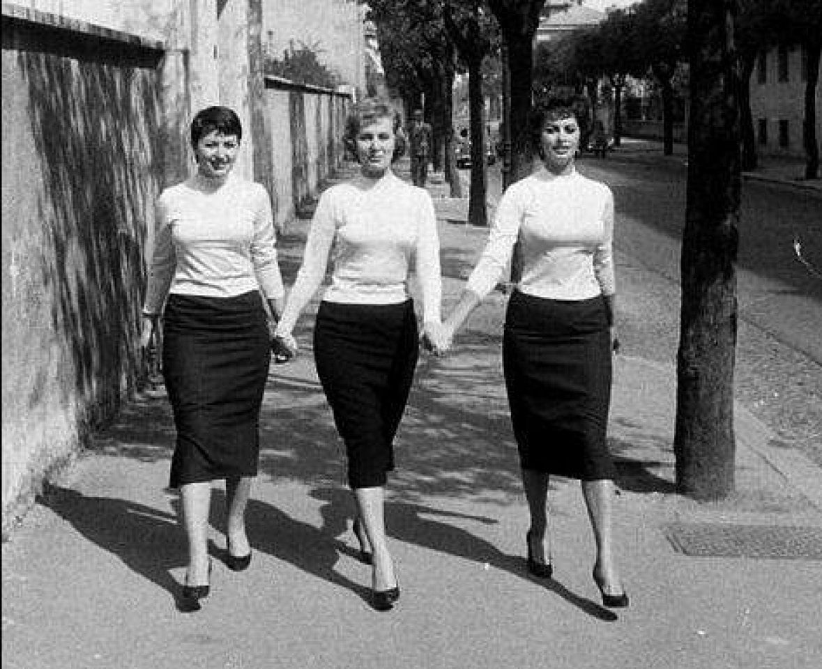 Pozzuoli, i 90 anni di Sophia Loren: inaugurato il murale davanti alla sua casa d'infanzia