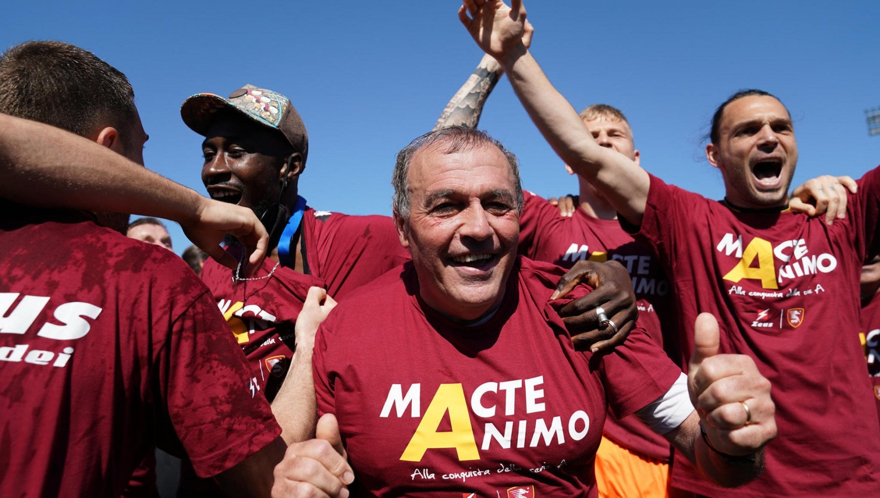 La Salernitana Dopo Lotito Le Ipotesi Per La Cessione Le Due Strade