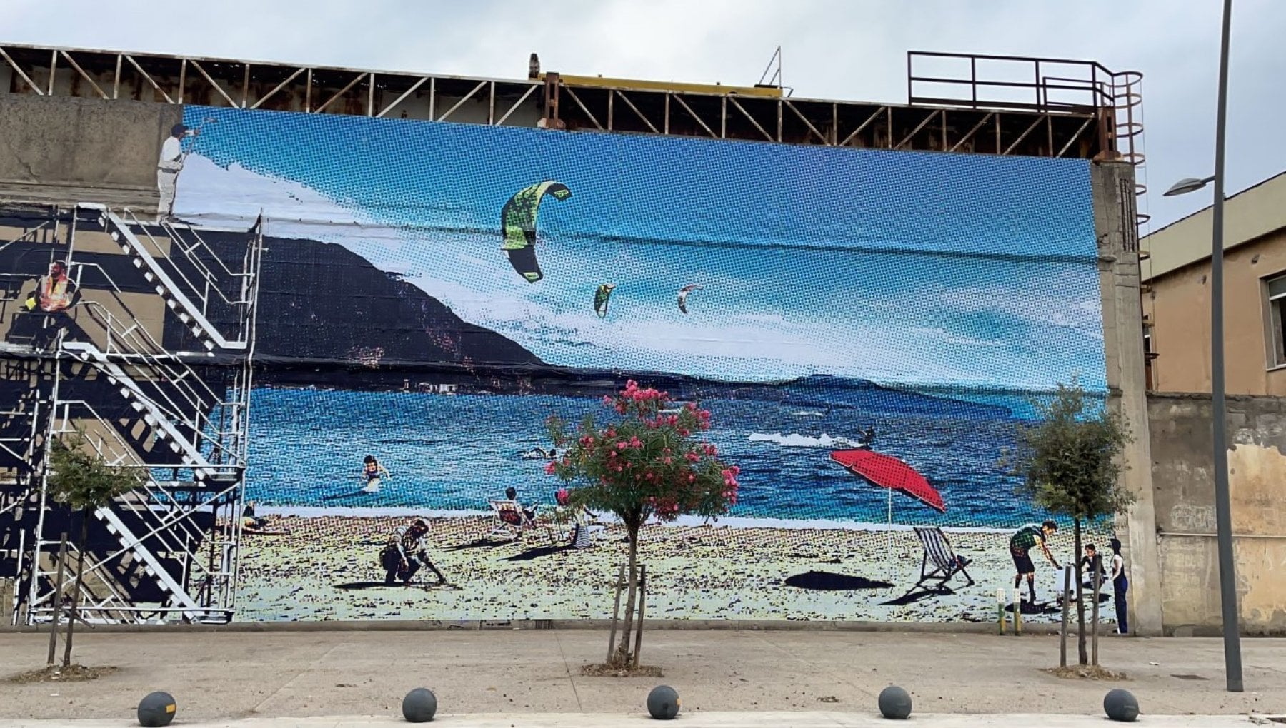 Castellammare, il mare negato diventa street art - la Repubblica