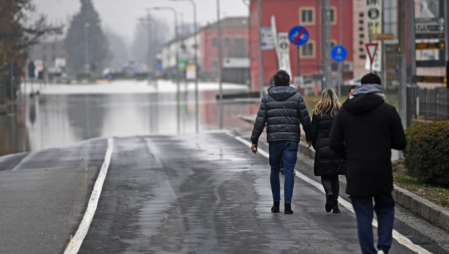 Campania Allerta Meteo Per Vento Molto Forte E Mare Agitato La 
