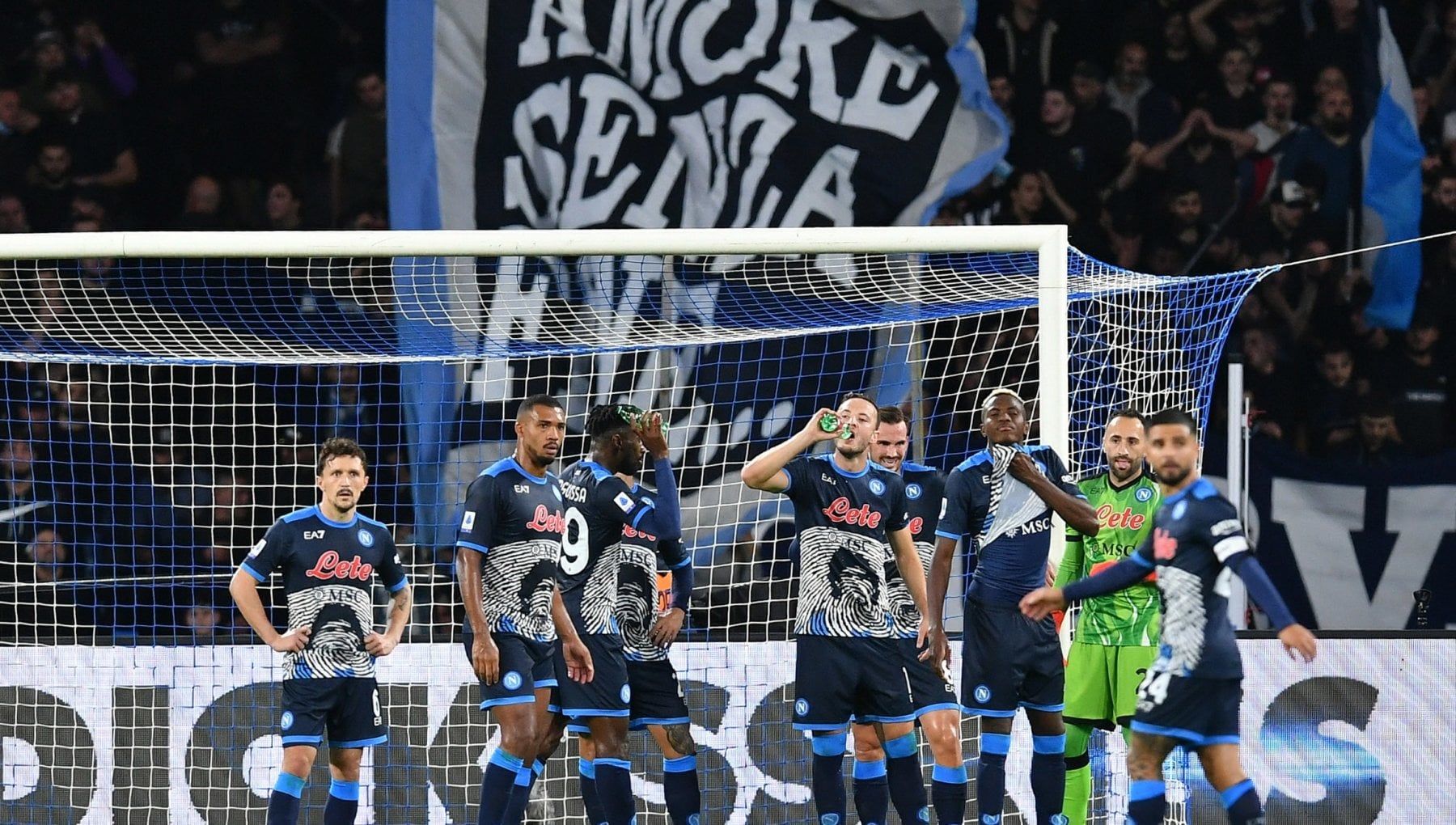 Il Napoli Frena Col Verona Solo Un Pari Al Maradona Finisce 1 1 La 