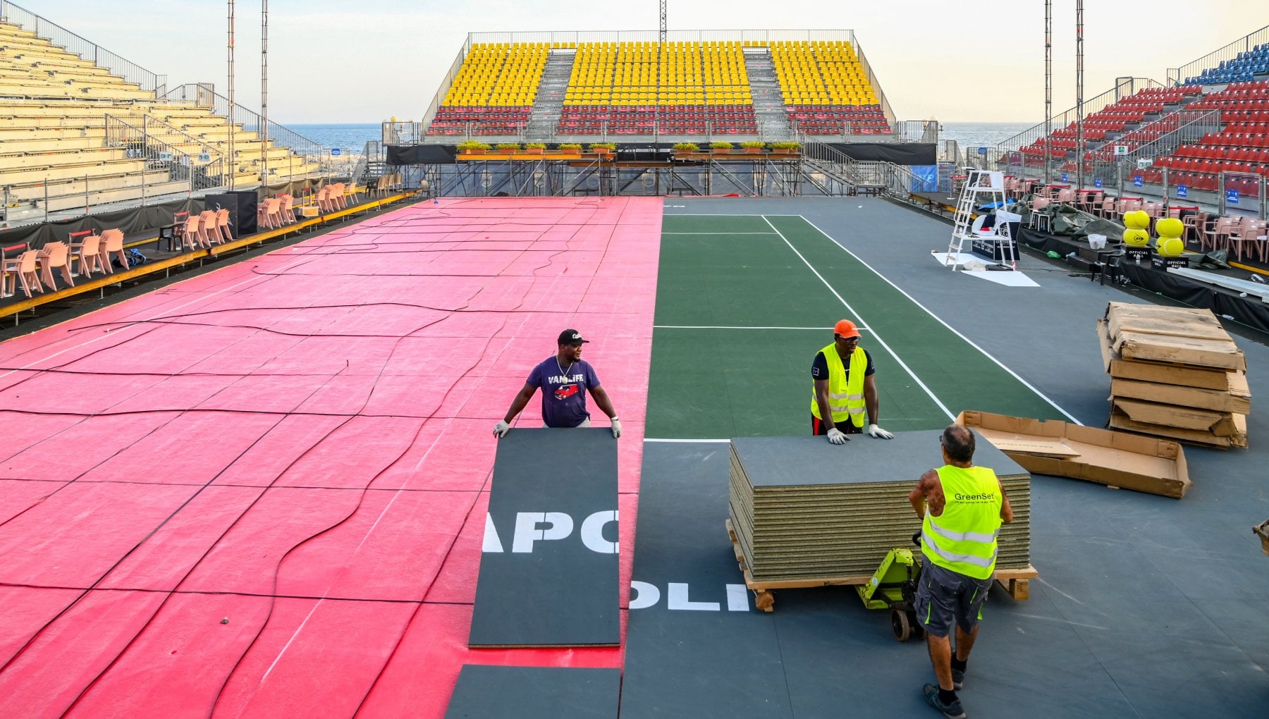 Napoli Subito Smontata L Arena Del Tennis Entro La Fine Del Mese 