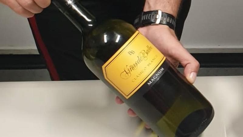 Oltre un litro di cocaina liquida in bottiglia, la nuova frontiera del  traffico di droga