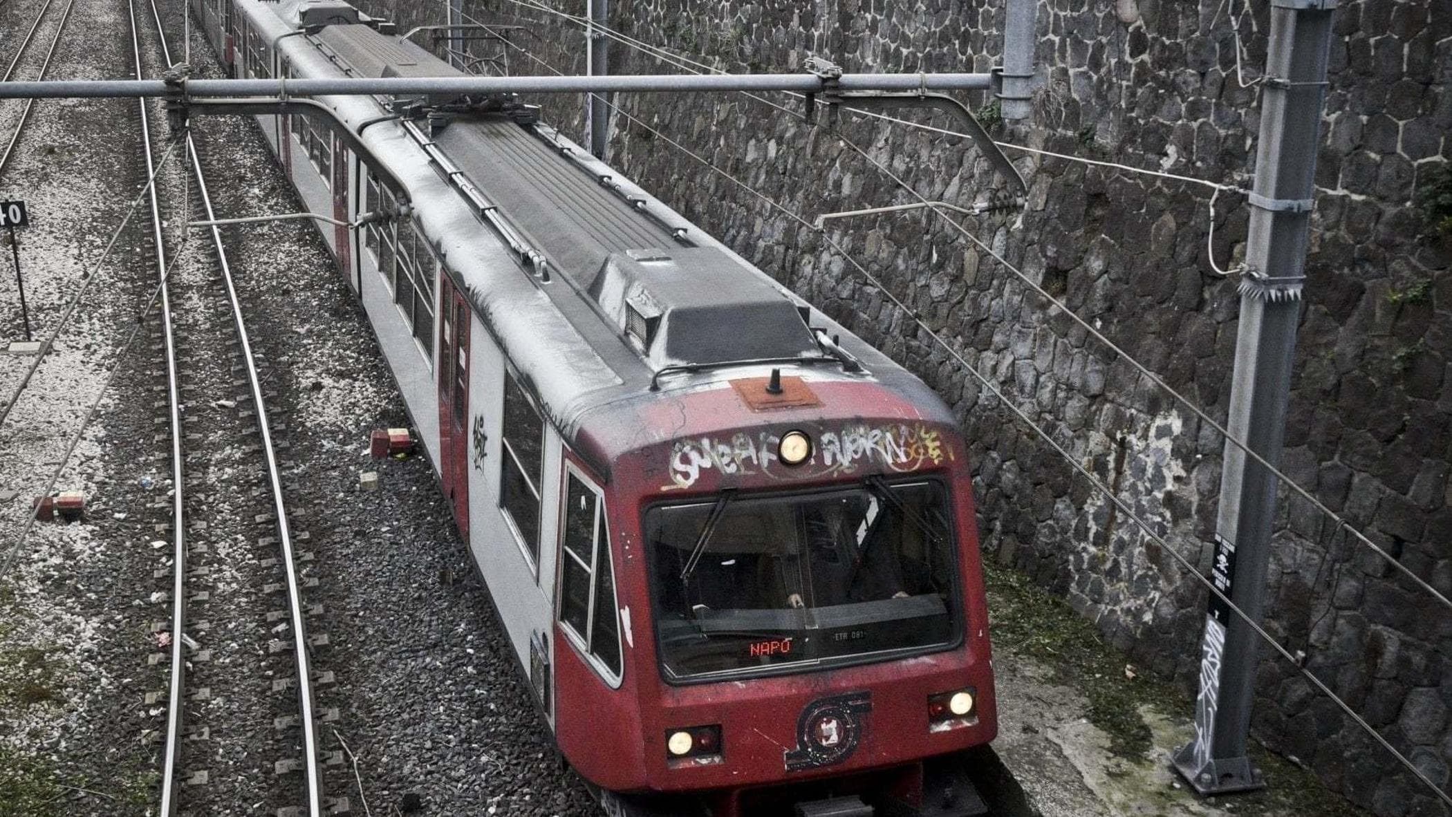 orari circumvesuviana napoli torre annunziata