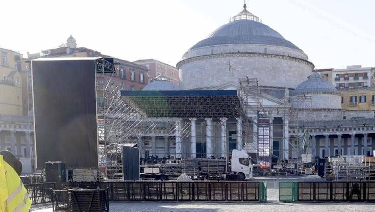 https://www.repstatic.it/content/localirep/img/rep-napoli/2025/12/30/012703530-0672e234-a843-4ef6-8fe9-21c01c8579c6.jpg