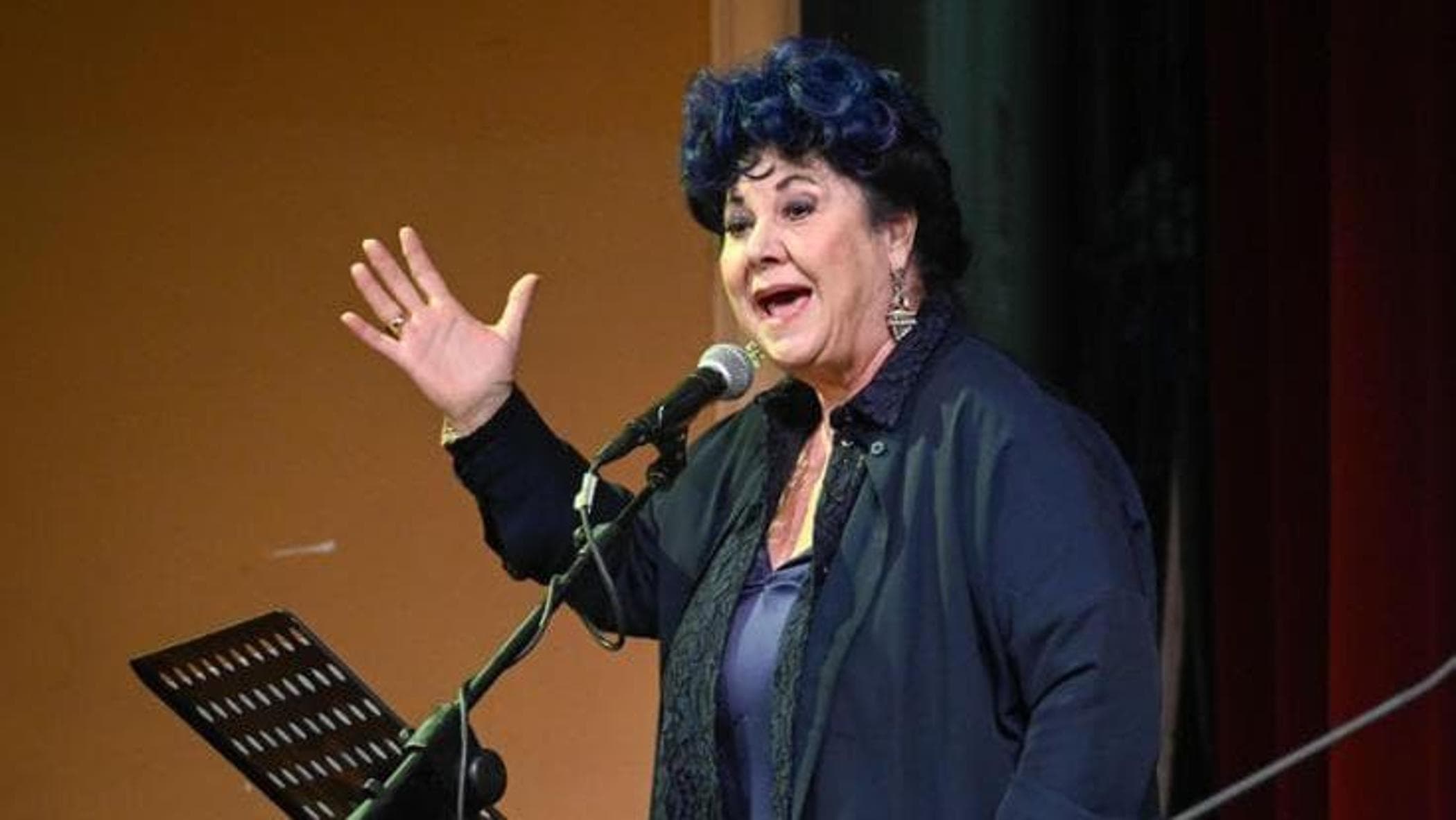Sannazaro, le reazioni: dalle lacrime di Lara Sansone alle parole di Marisa Laurito: “Ricostruire”