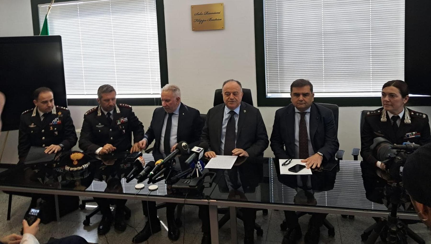 Clan Zagaria, sequestro da 40 milioni a Dubai e Tenerife. A Caserta complicità politici su appalti