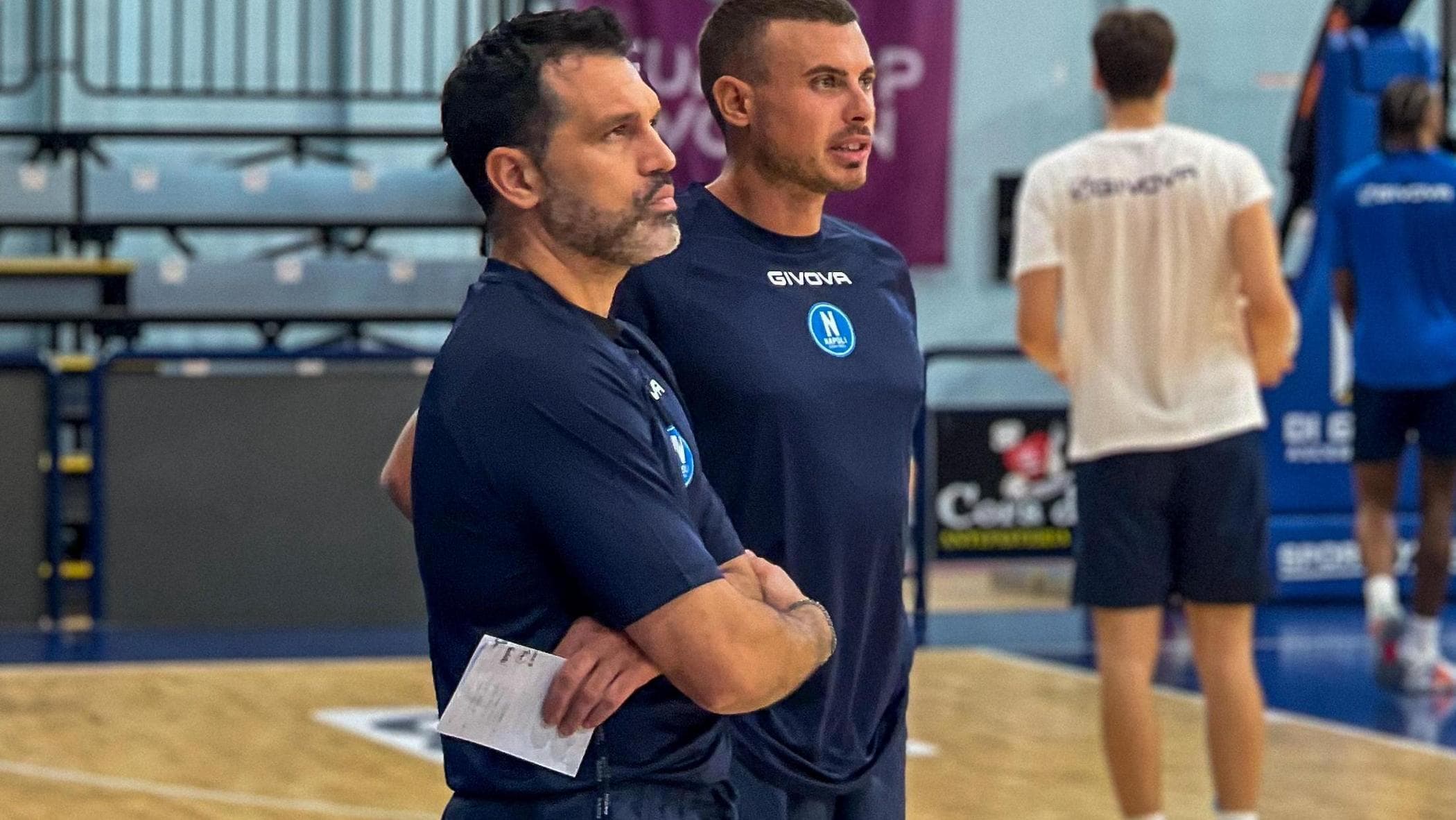 Basketbolda Guerri Napoli, teknik direktör Magro'yu kovdu. Ekip Repesa'ya emanet
