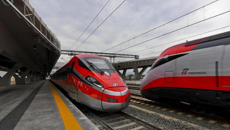 Treni Roma Treni Roma - Napoli, ritardi fino a tre ore e cancellazioni per un ...