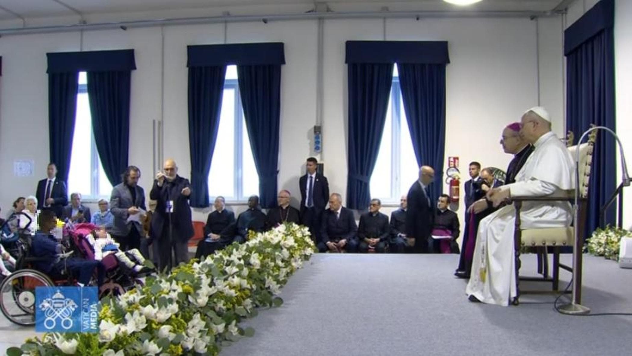 Papa Leone a Pompei: “Porta un segno di pace”