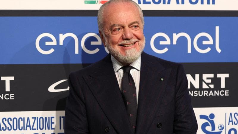 De Laurentiis oggi compie 77 anni. Videoauguri social da Malagò a Verdone. Conte: “Festeggi con noi”
