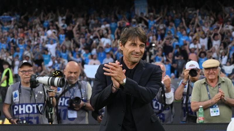 Conte conferma l’addio: “L'ambiente non è compatto, alzo le mani”